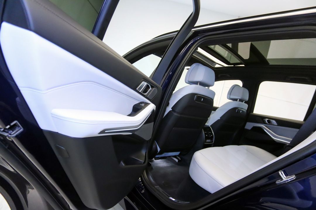 2025 BMW X5