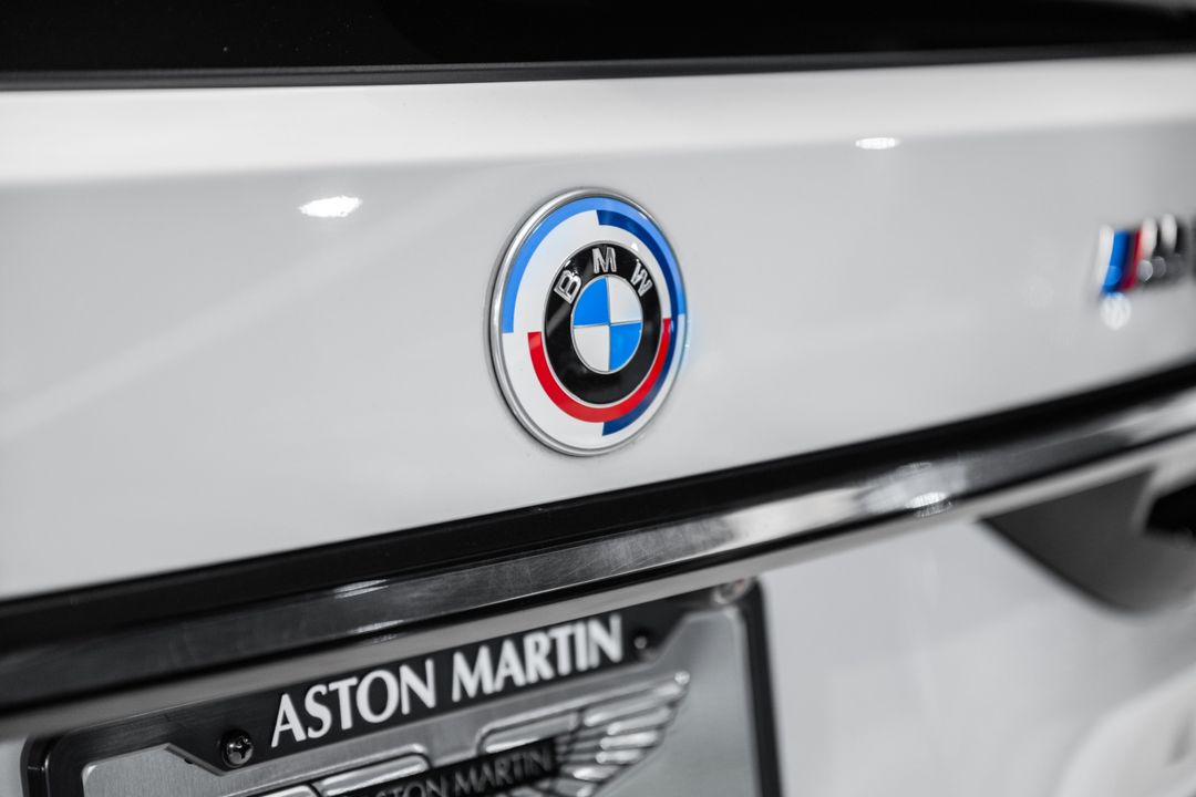 2023 BMW X7