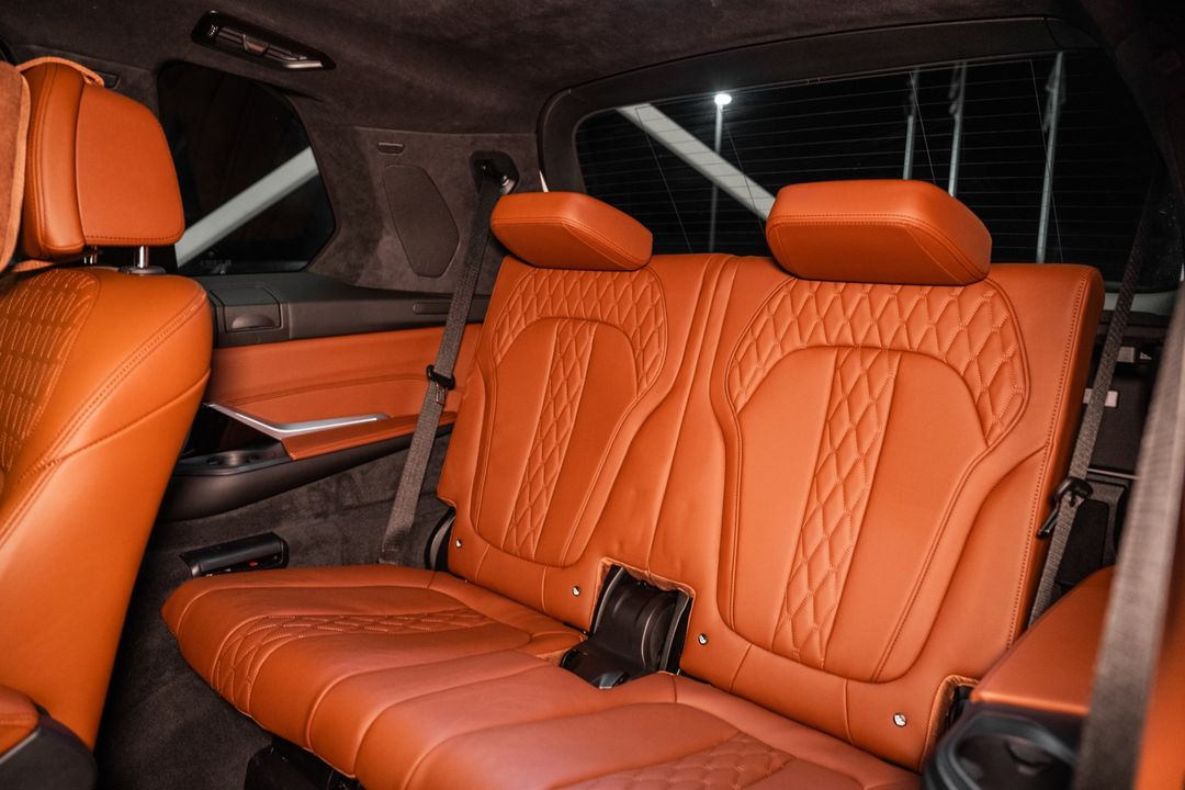 2023 BMW X7