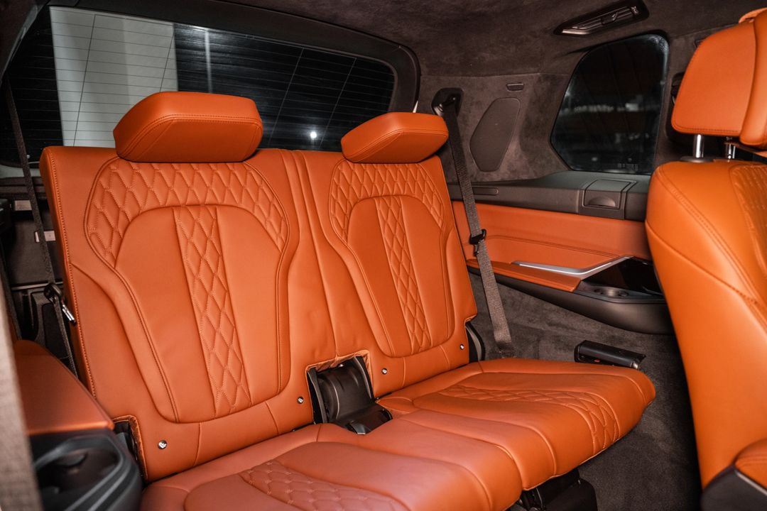 2023 BMW X7