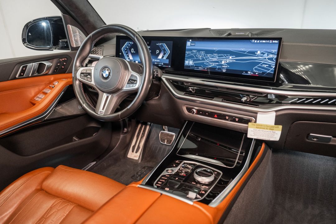 2023 BMW X7