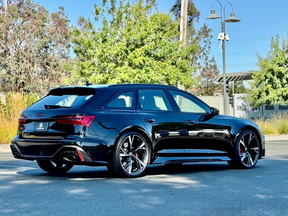 2022 Audi RS 6 Avant