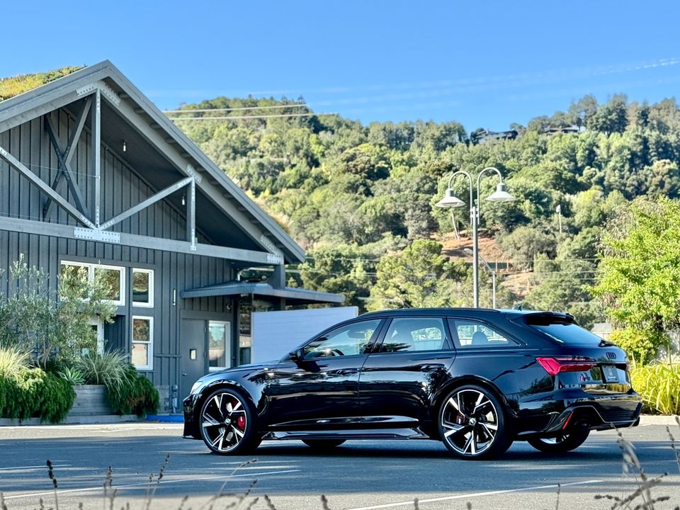 2022 Audi RS 6 Avant