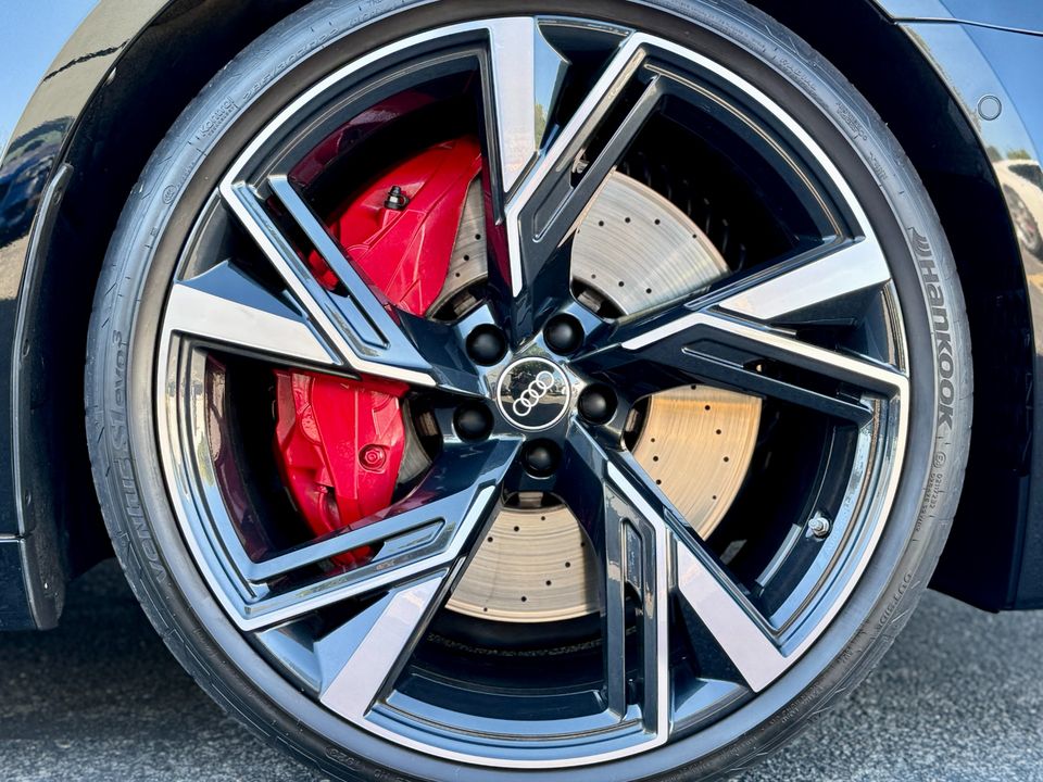 2022 Audi RS 6 Avant