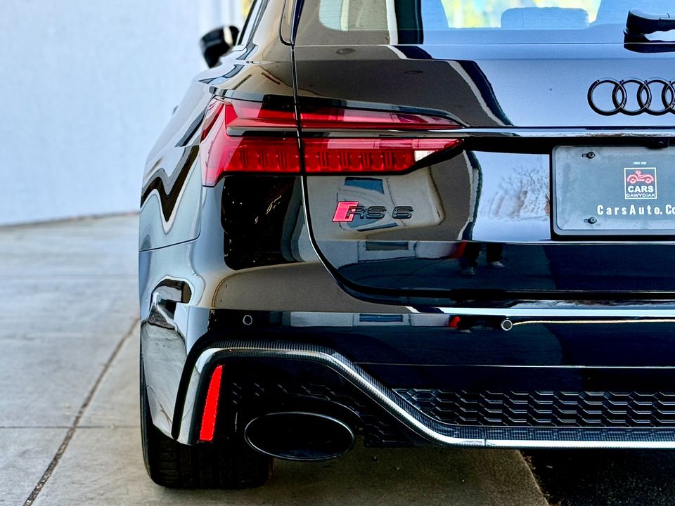 2022 Audi RS 6 Avant