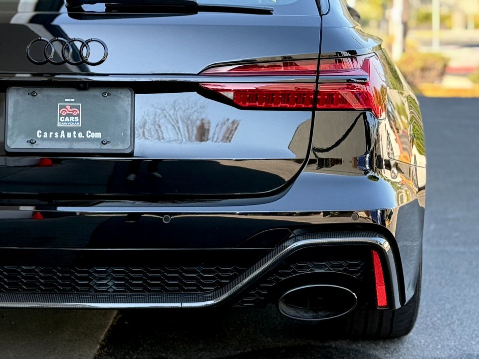 2022 Audi RS 6 Avant
