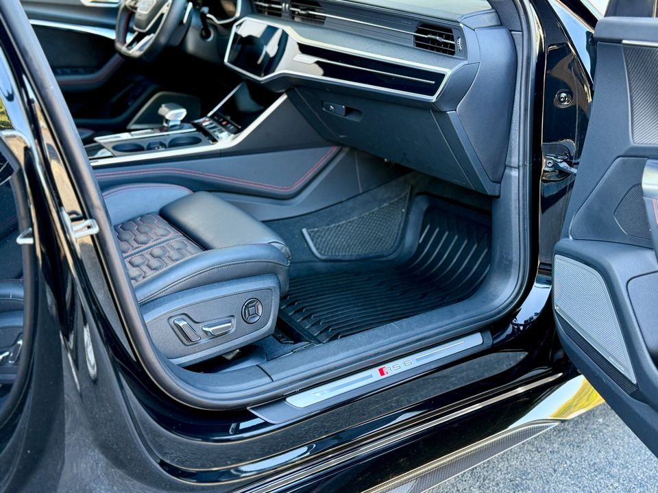 2022 Audi RS 6 Avant