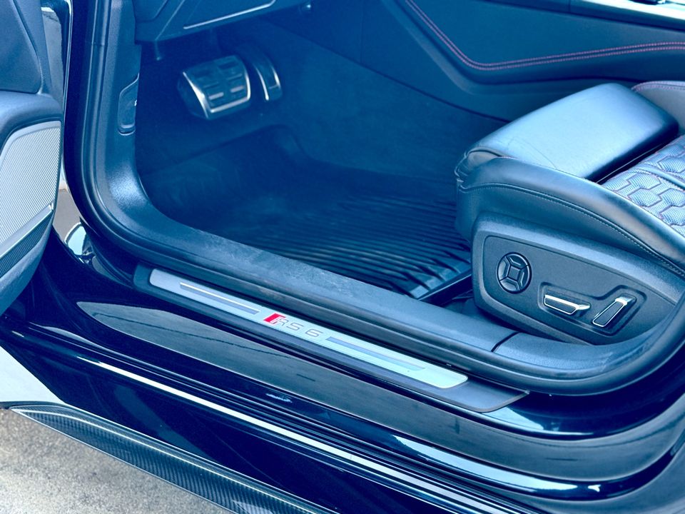 2022 Audi RS 6 Avant