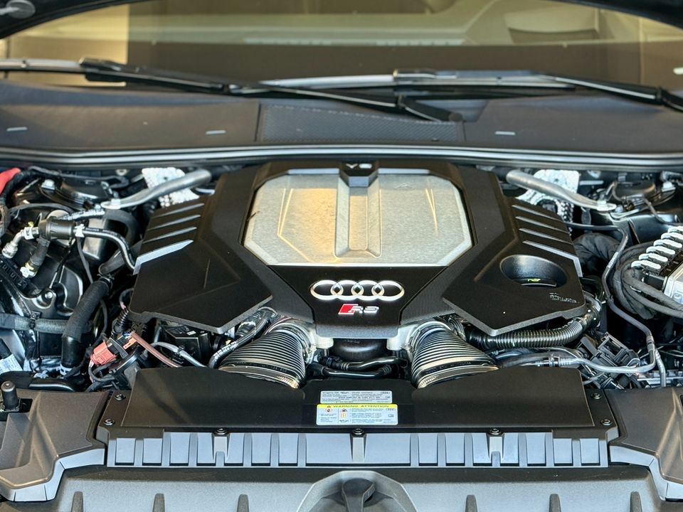 2022 Audi RS 6 Avant