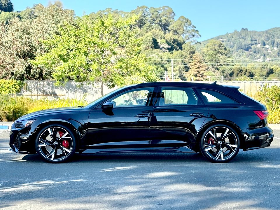 2022 Audi RS 6 Avant