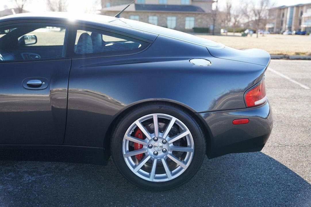 2006 Aston Martin Vanquish