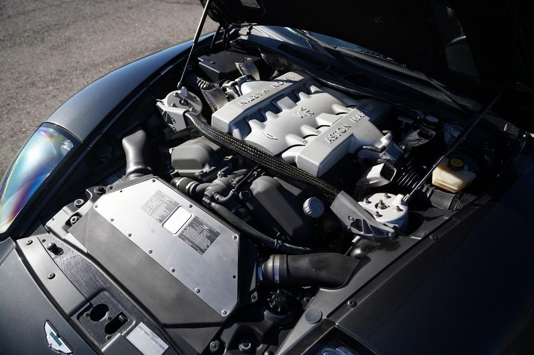 2006 Aston Martin Vanquish