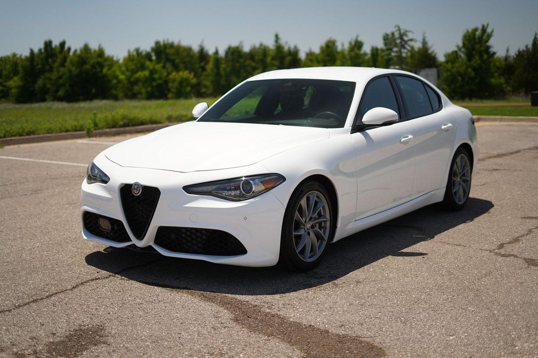 2022 Alfa Romeo Giulia