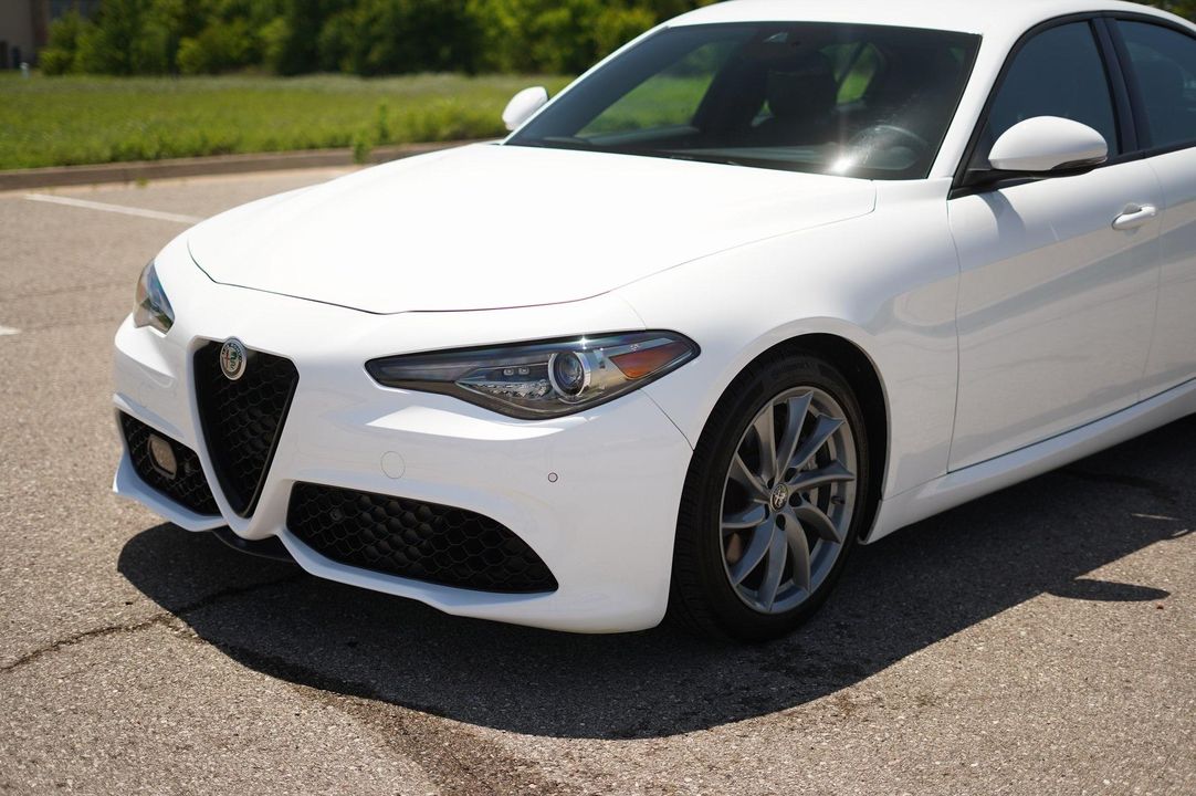 2022 Alfa Romeo Giulia