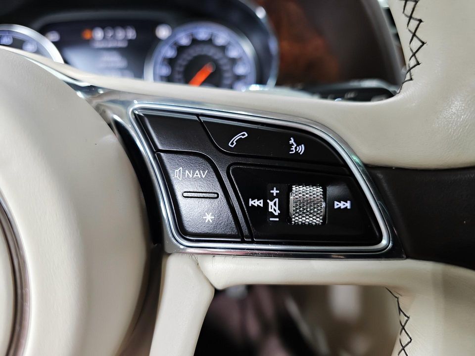 2017 Bentley Bentayga