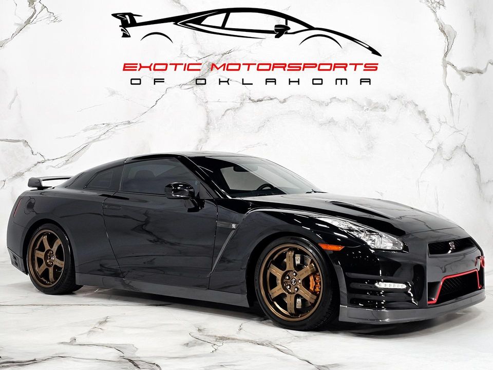 2012 Nissan GT-R