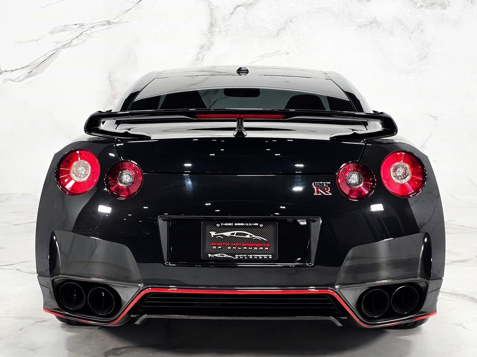 2012 Nissan GT-R