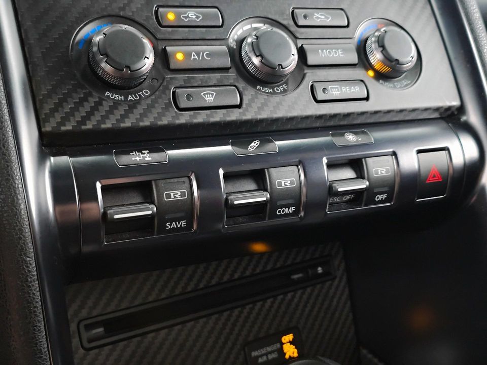 2012 Nissan GT-R