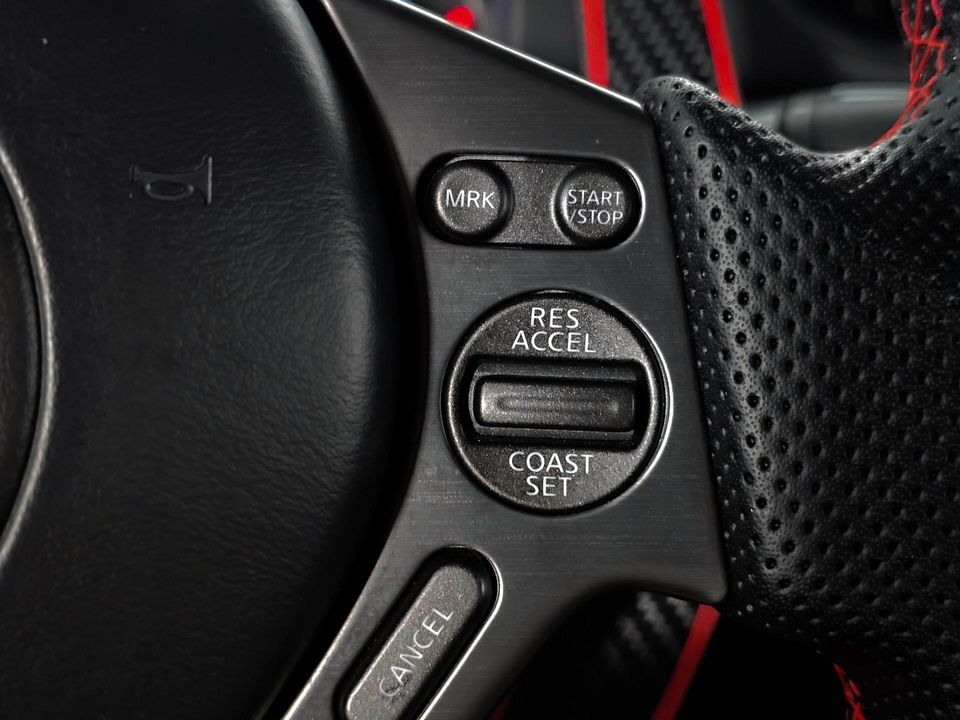 2012 Nissan GT-R