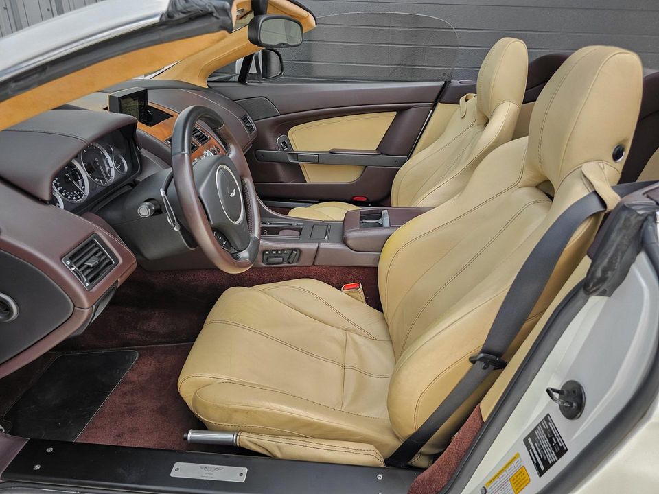2012 Aston Martin V8 Vantage
