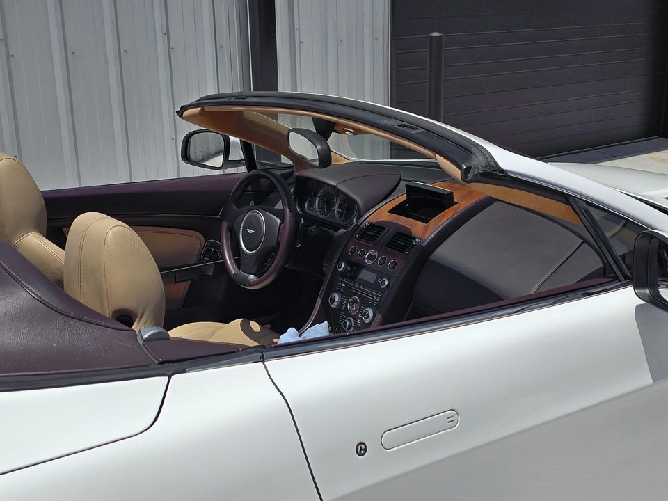 2012 Aston Martin V8 Vantage