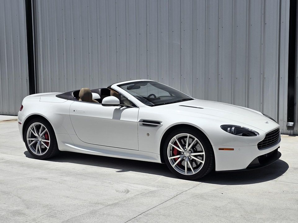 2012 Aston Martin V8 Vantage