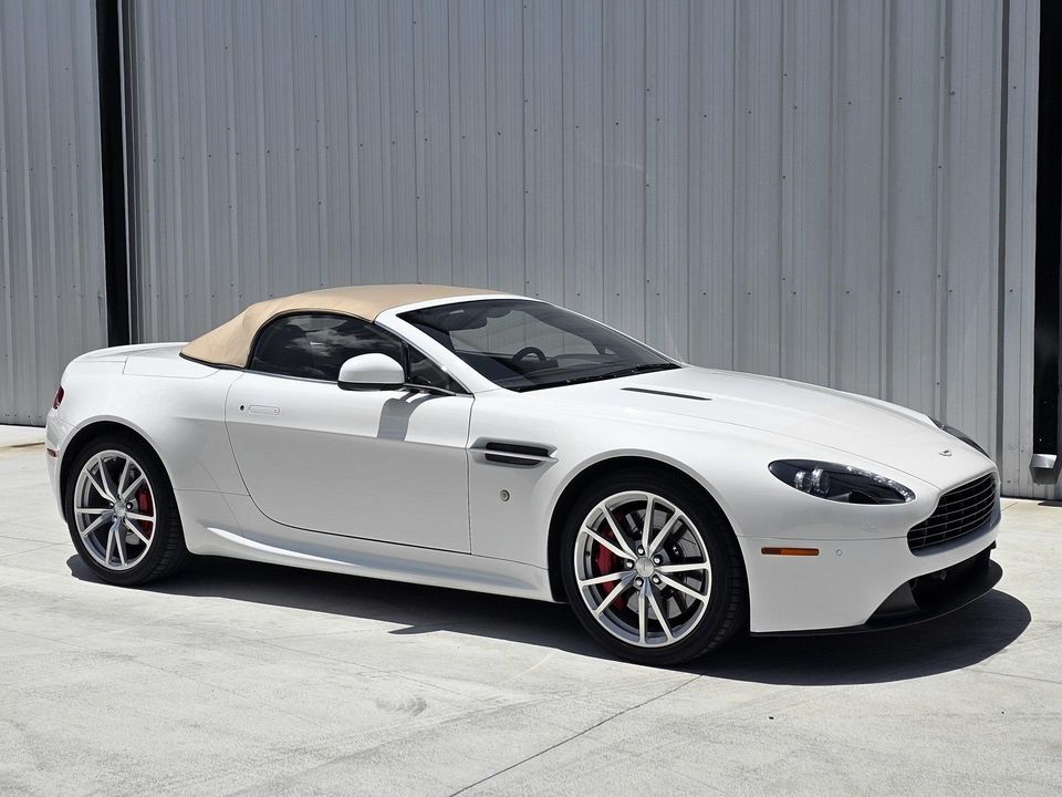 2012 Aston Martin V8 Vantage