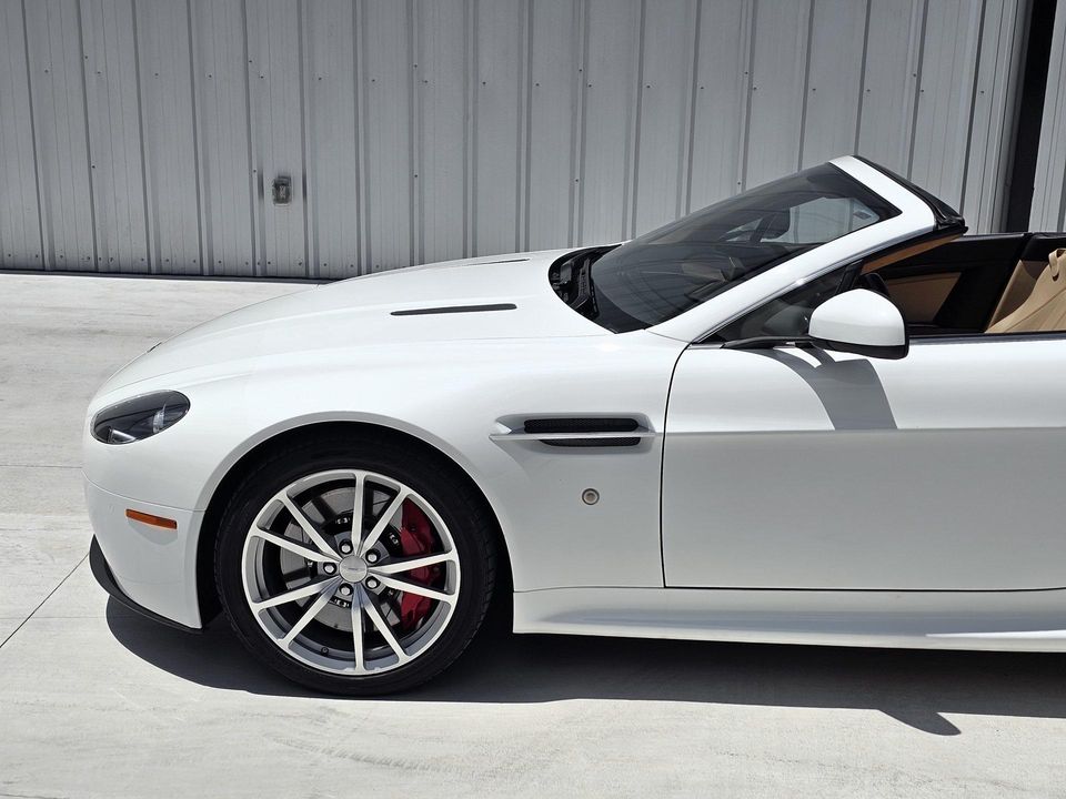 2012 Aston Martin V8 Vantage