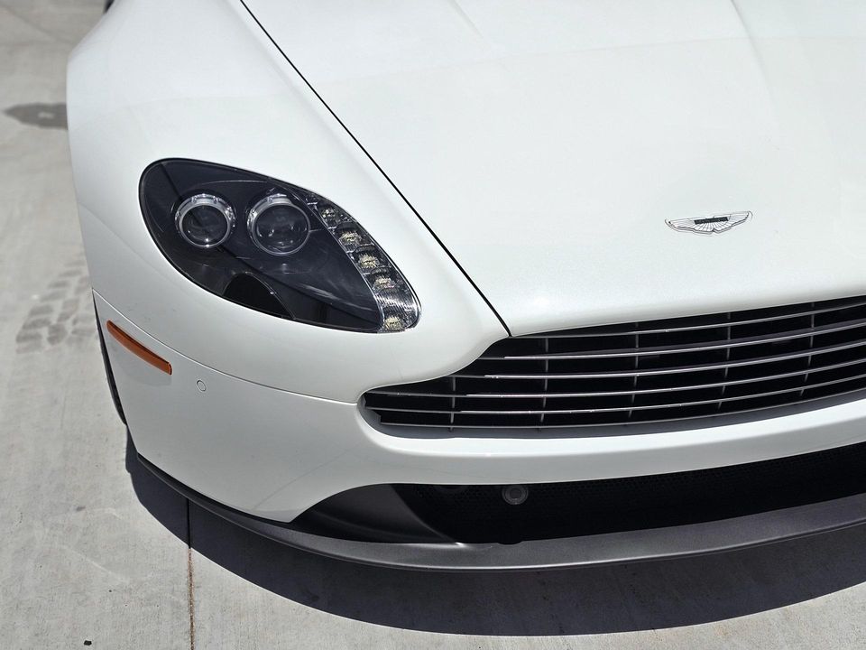 2012 Aston Martin V8 Vantage
