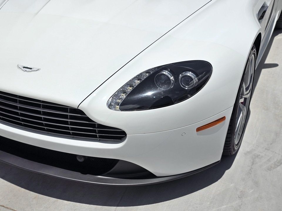 2012 Aston Martin V8 Vantage