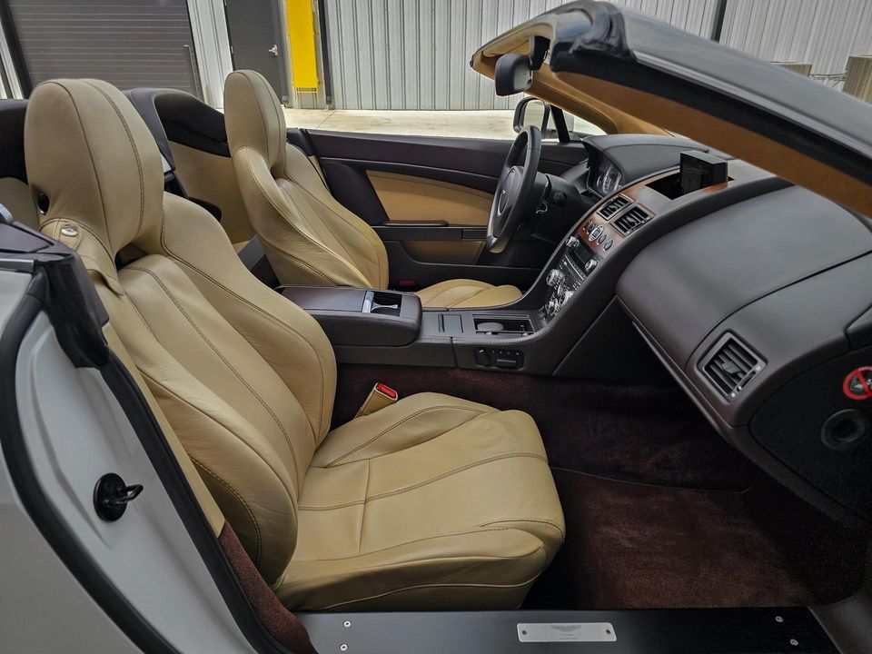 2012 Aston Martin V8 Vantage