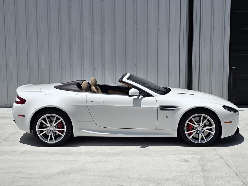 2012 Aston Martin V8 Vantage