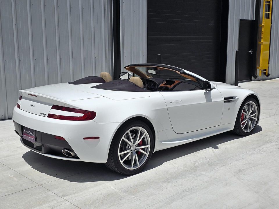 2012 Aston Martin V8 Vantage