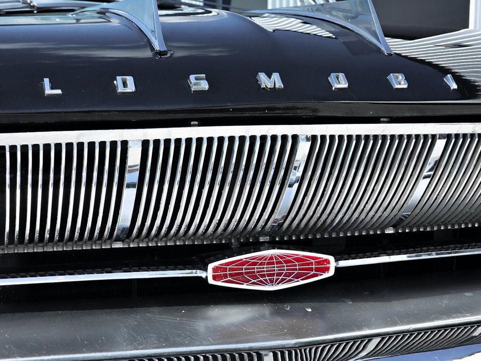 1961 Oldsmobile Starfire