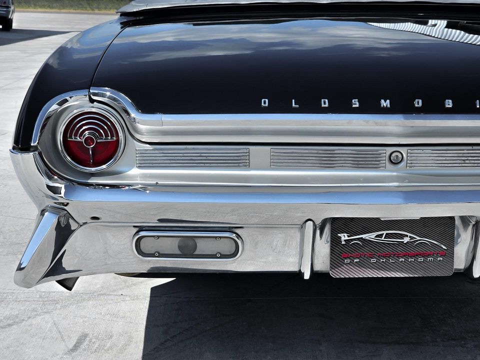 1961 Oldsmobile Starfire