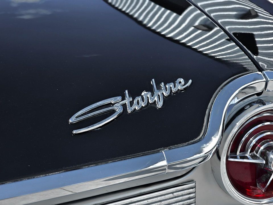 1961 Oldsmobile Starfire