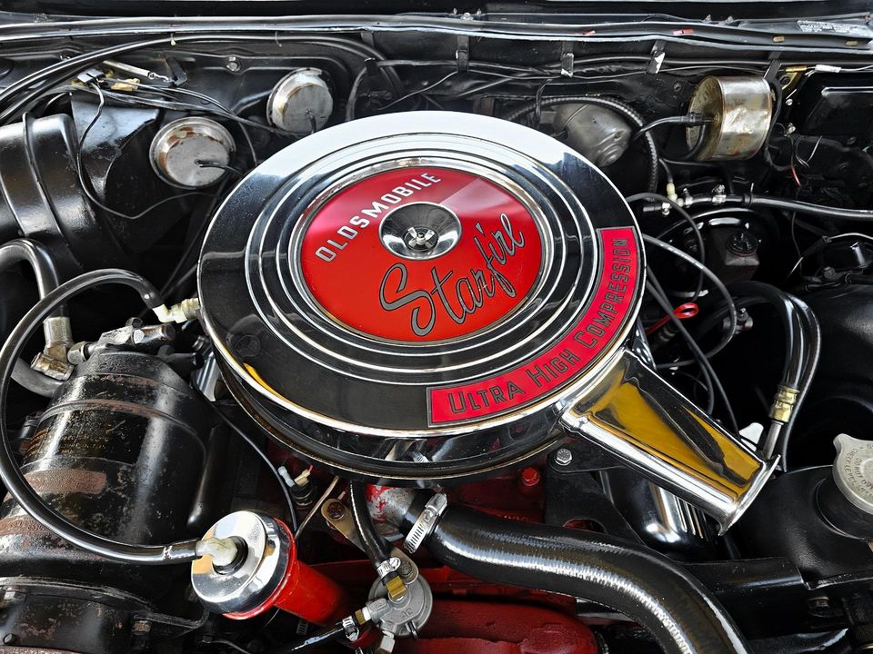 1961 Oldsmobile Starfire