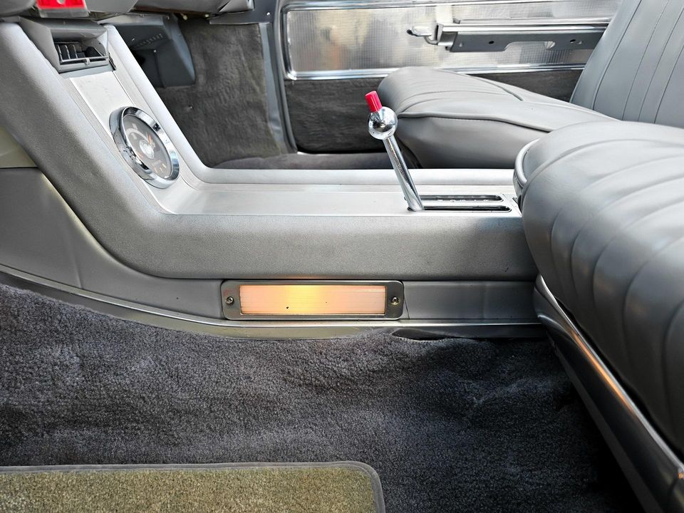 1961 Oldsmobile Starfire