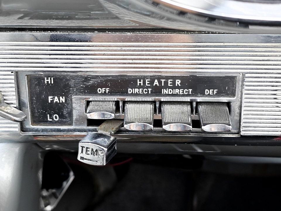 1961 Oldsmobile Starfire