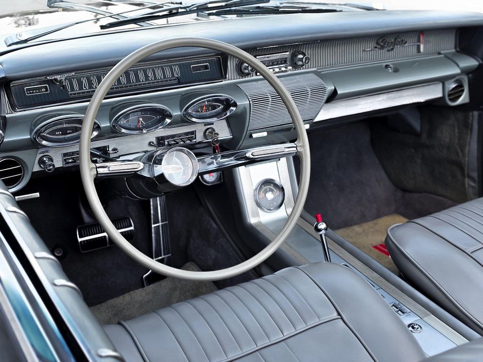 1961 Oldsmobile Starfire