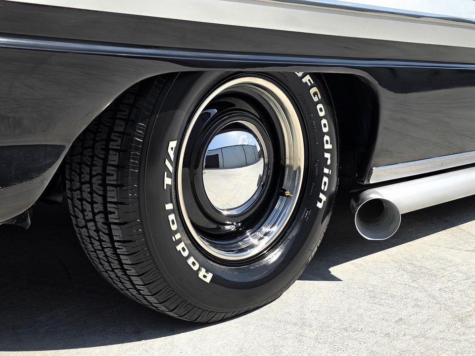 1961 Oldsmobile Starfire
