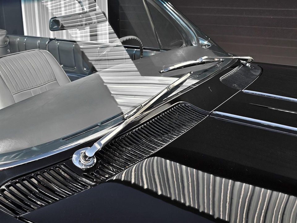 1961 Oldsmobile Starfire