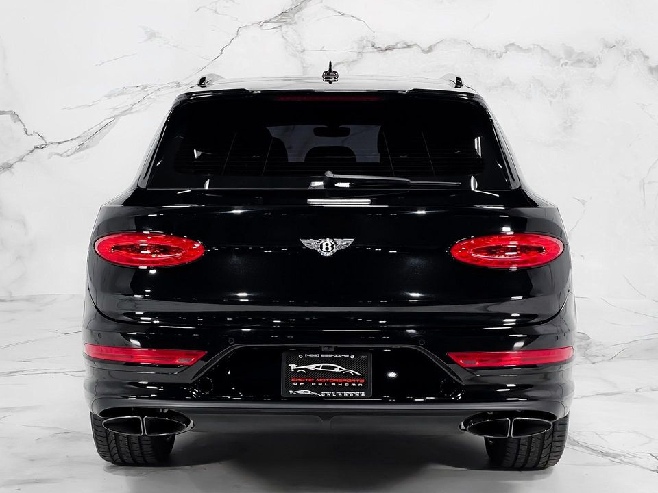 2023 Bentley Bentayga EWB