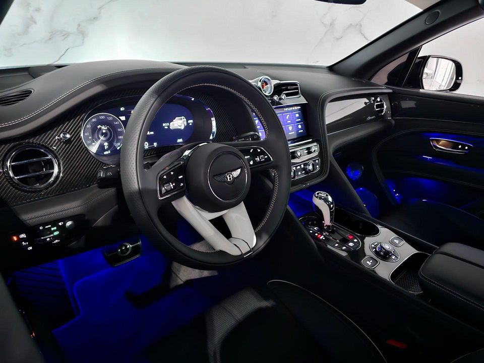 2023 Bentley Bentayga EWB