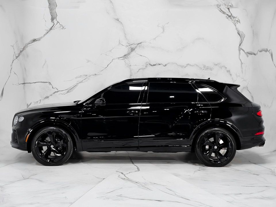 2023 Bentley Bentayga EWB