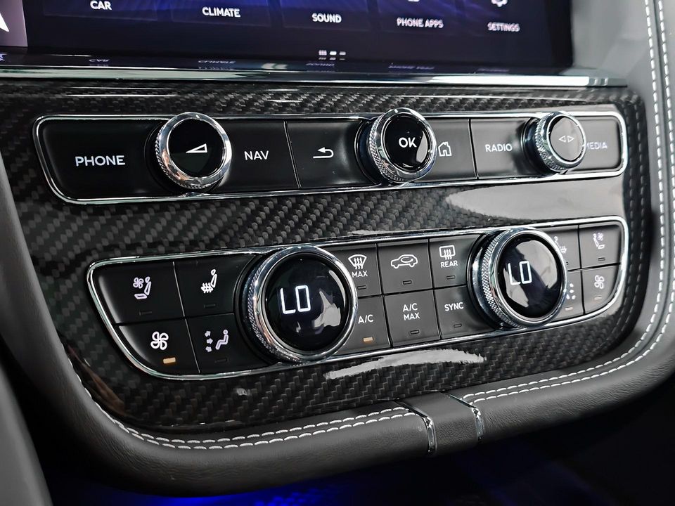 2023 Bentley Bentayga EWB
