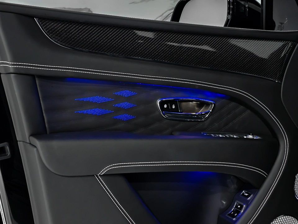 2023 Bentley Bentayga EWB