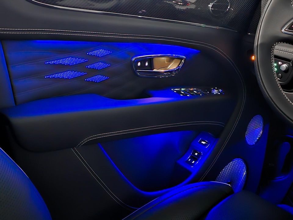 2023 Bentley Bentayga EWB