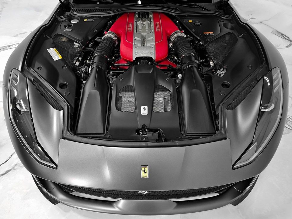2019 Ferrari 812 Superfast