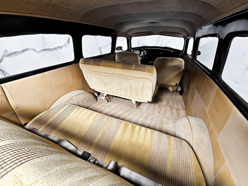 1952 GMC Suburban